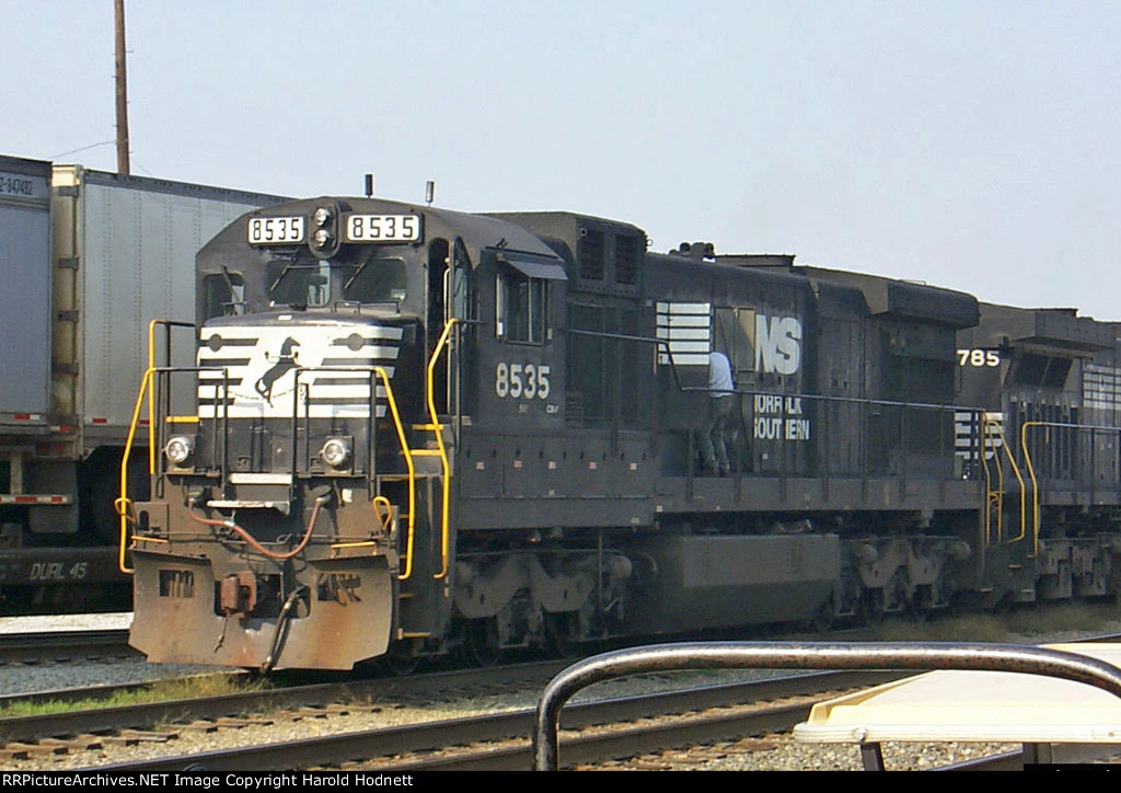 NS 8535